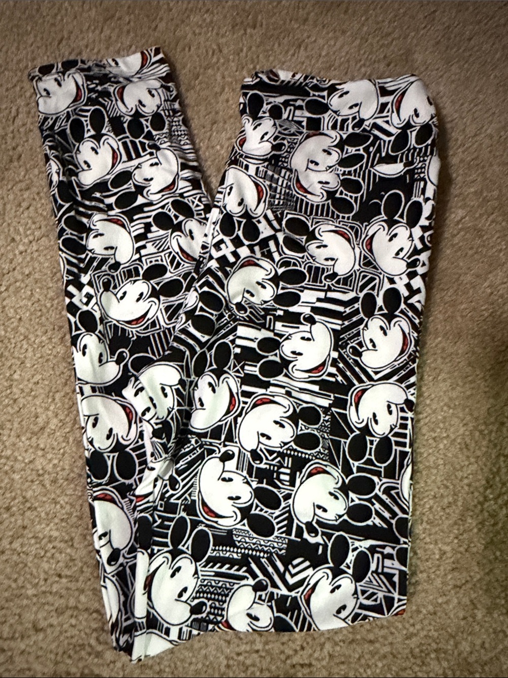 LuLaRoe Black, White & Red Mickey Mouse Print Leggings - OS